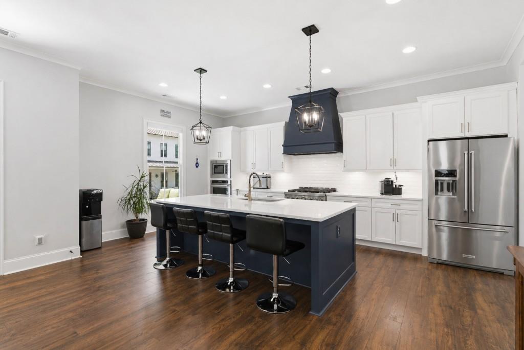 1822 Commons Circle