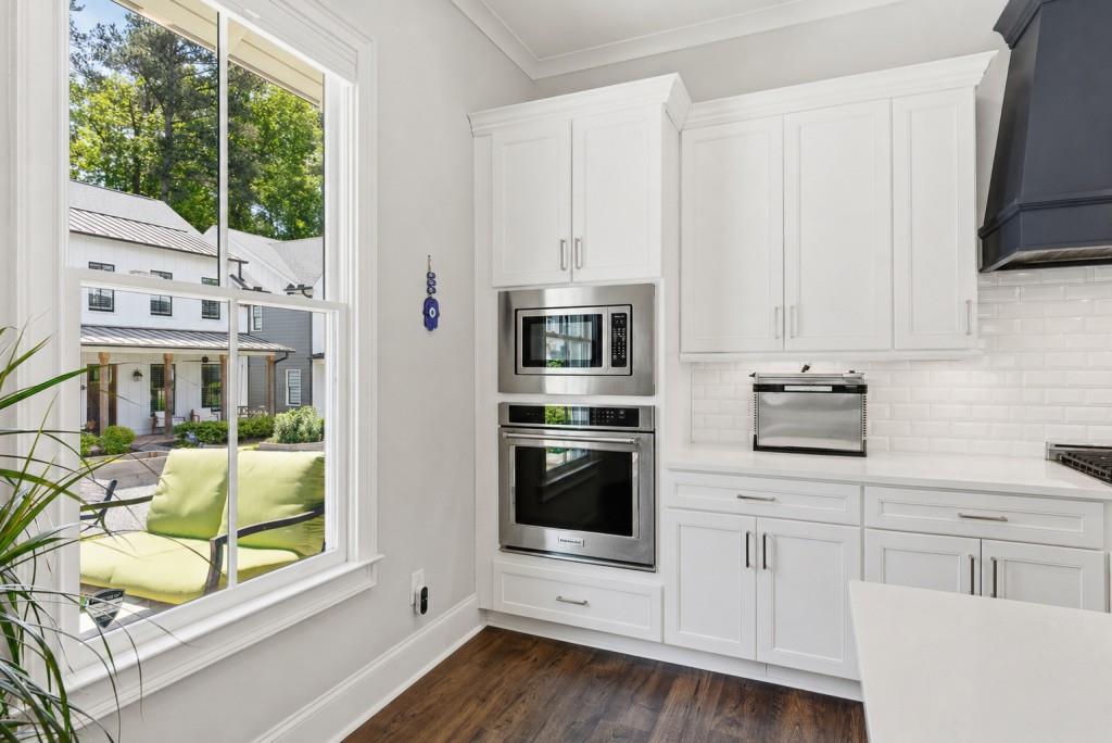 1822 Commons Circle