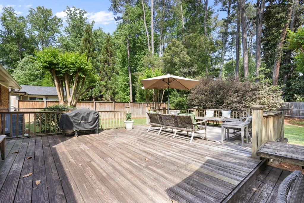 550 Windsor Parkway