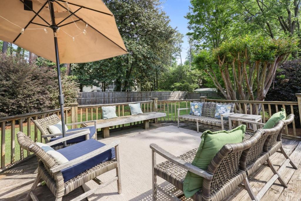 550 Windsor Parkway