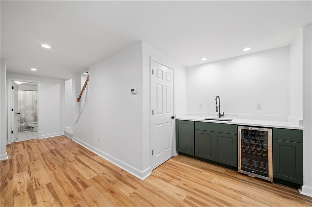 210 Hamilton Way