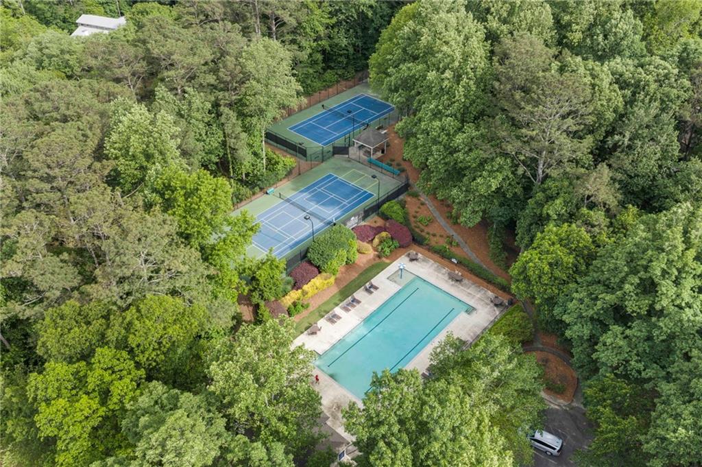 210 Hamilton Way