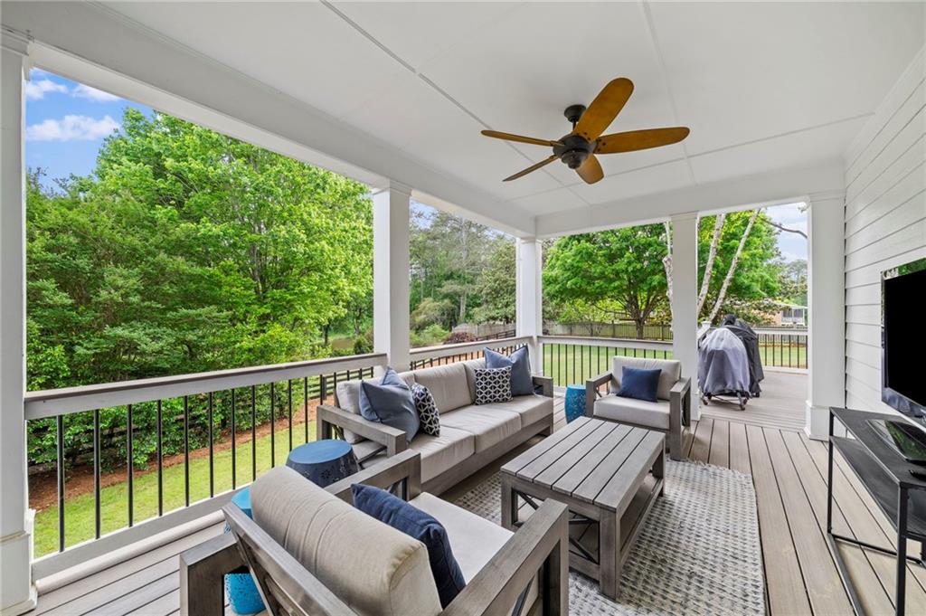 210 Hamilton Way