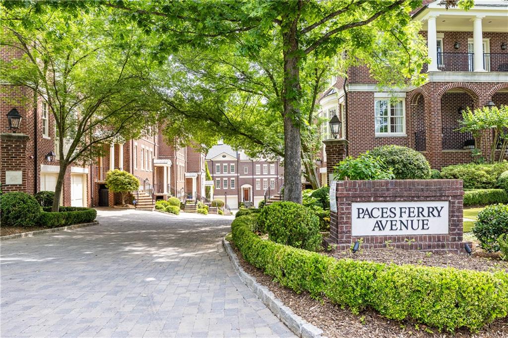 3322 Paces Ferry Avenue