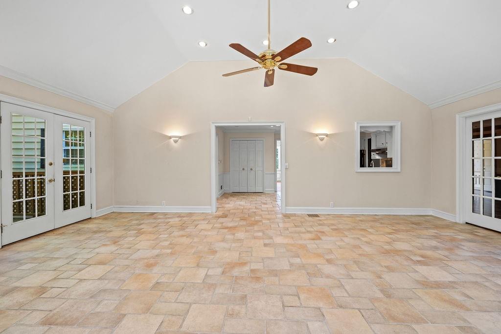5054 Pine Bark Circle