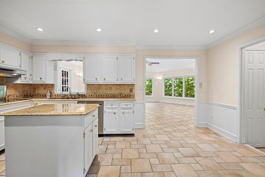 5054 Pine Bark Circle