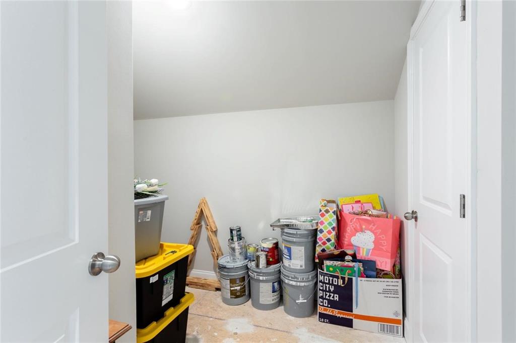 5722 Pickens Garden Lane