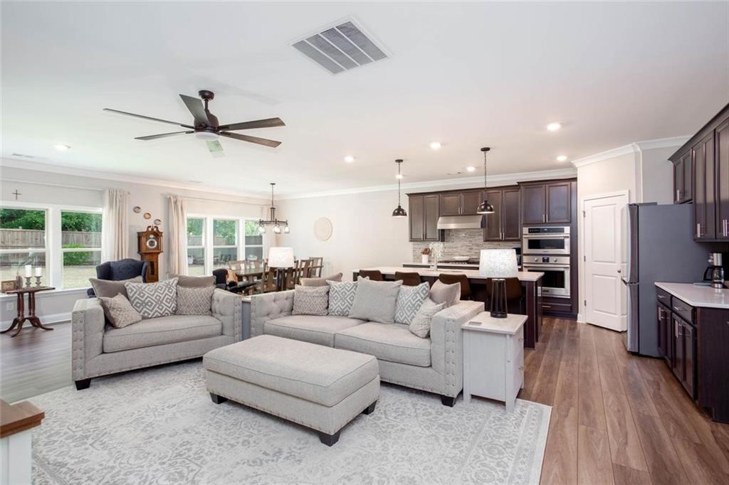 5722 Pickens Garden Lane
