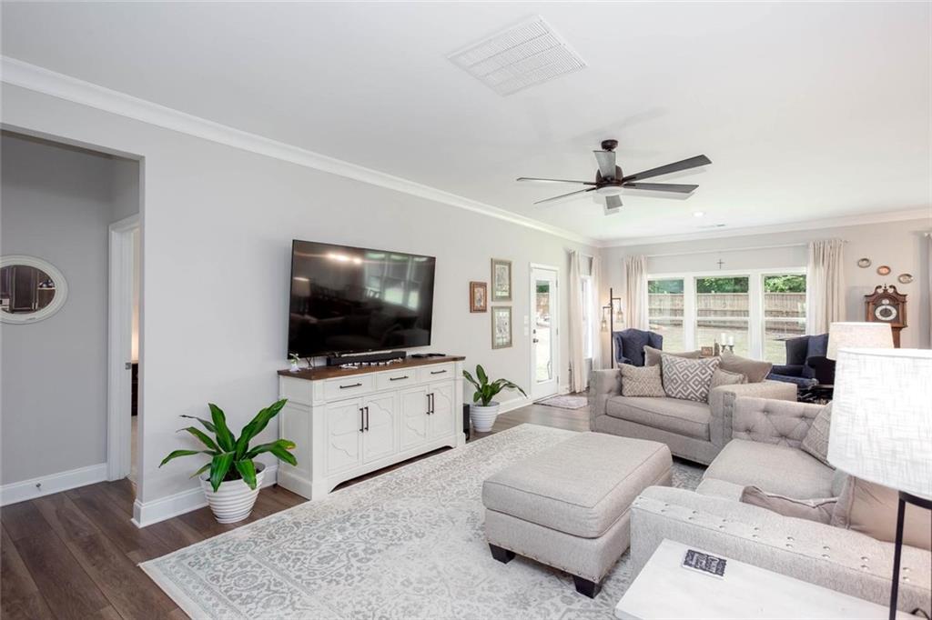 5722 Pickens Garden Lane
