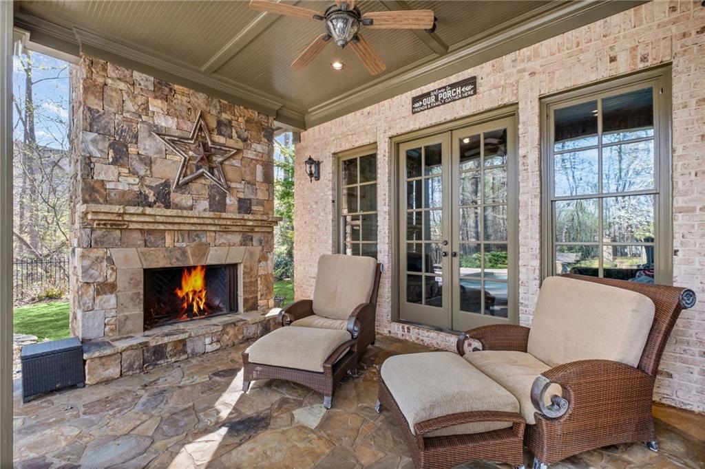 809 Creekside Trail