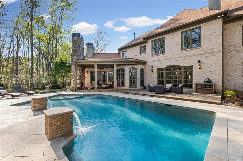809 Creekside Trail