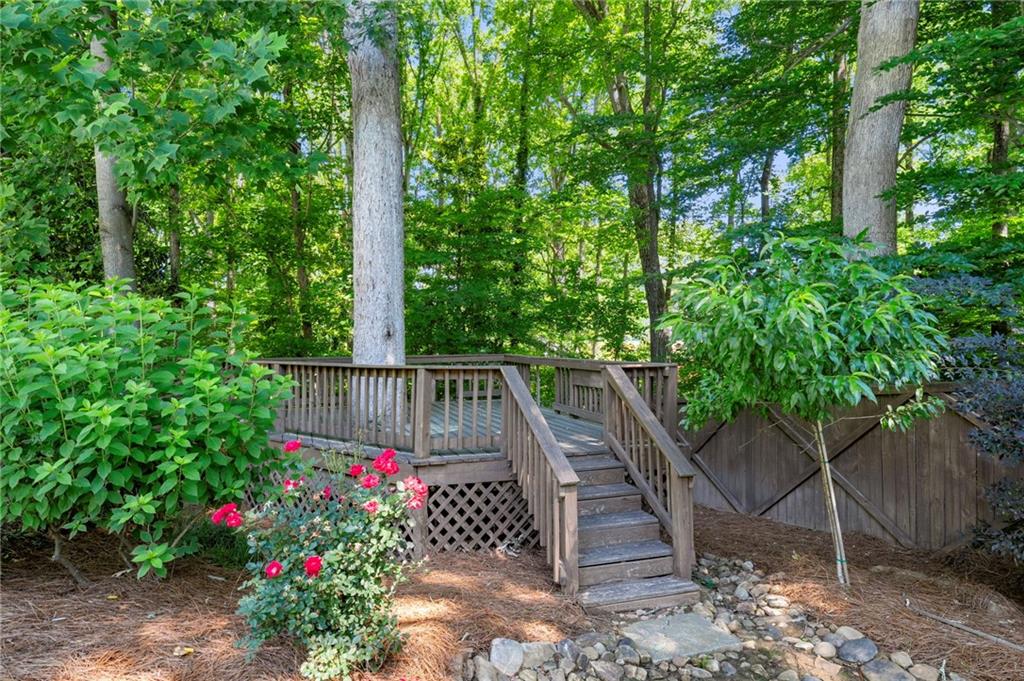 4094 Candler Lake Court NE
