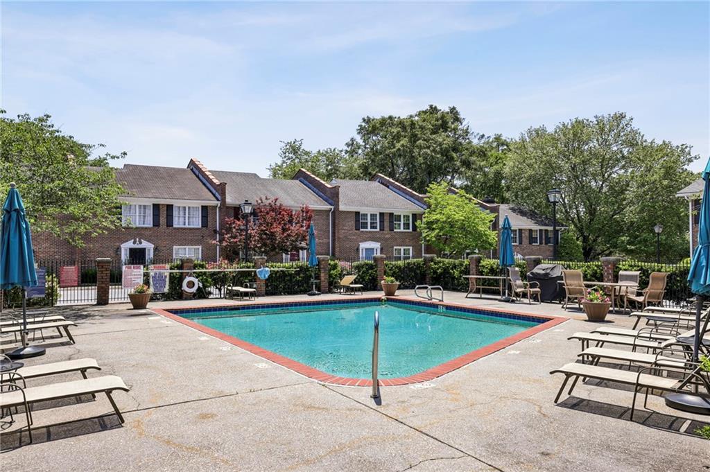 4545 Wieuca Road NE Unit 14