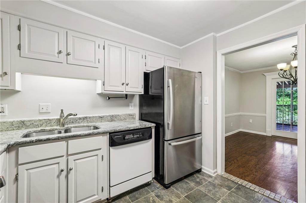 4545 Wieuca Road NE Unit 14
