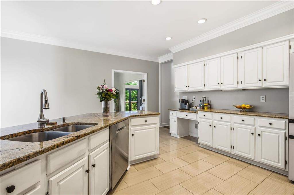 39 Plantation Drive NE