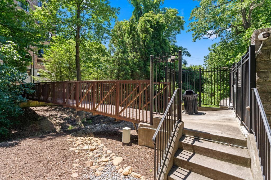 3235 Roswell Road NE Unit 604
