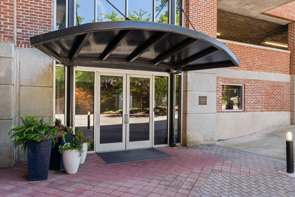 3235 Roswell Road NE Unit 604