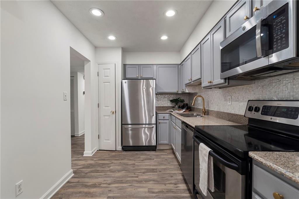 3470 Essex Avenue Unit 82