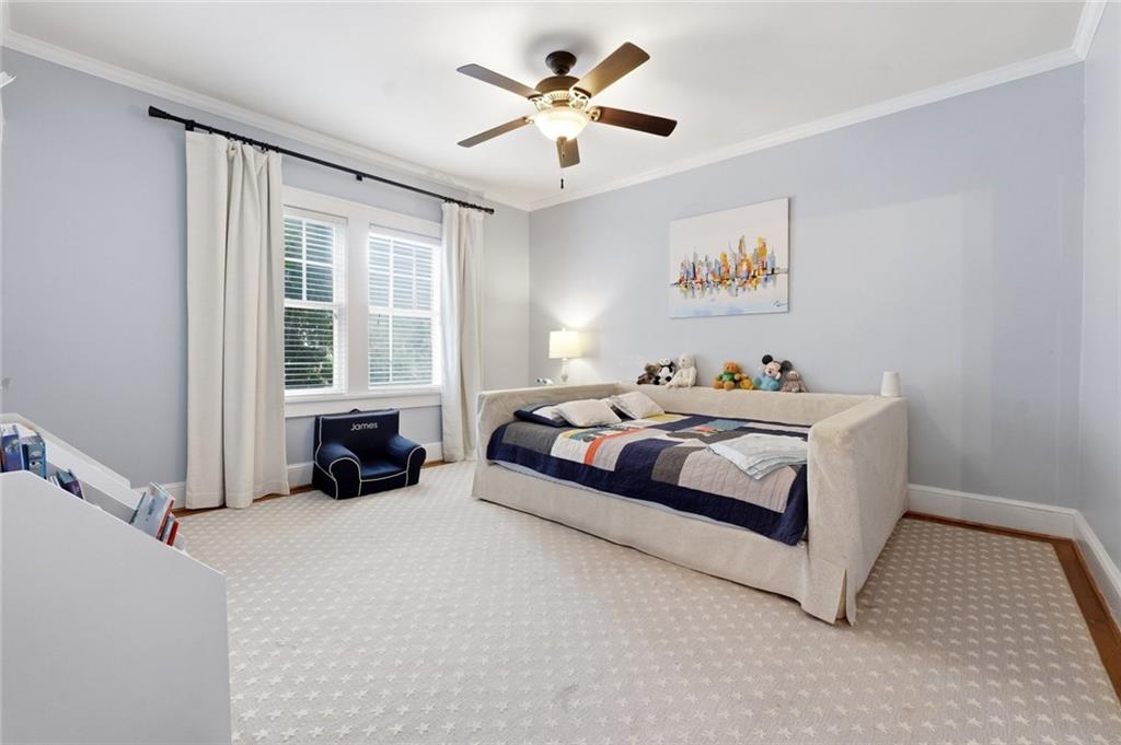 2132 Fairhaven Circle NE