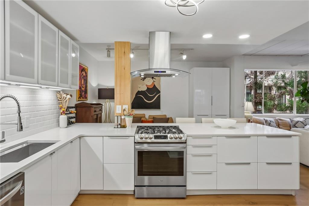 2632 Peachtree Road NW Unit 302B