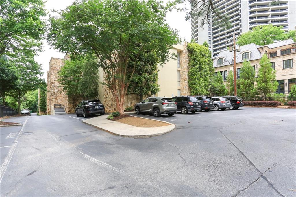 2632 Peachtree Road NW Unit 302B