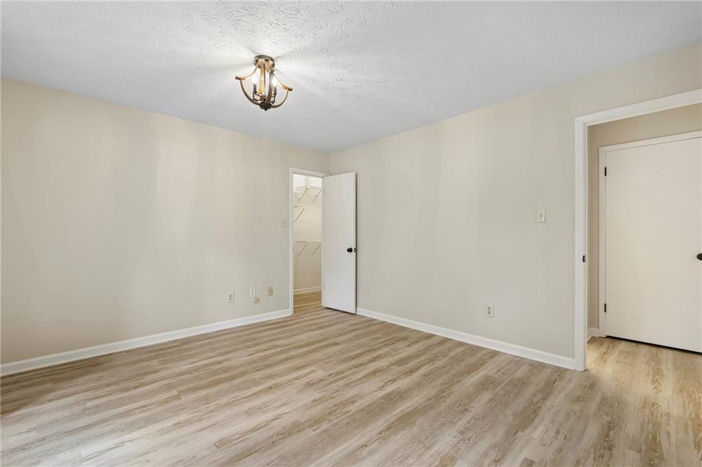 2214 Lake Pointe Circle