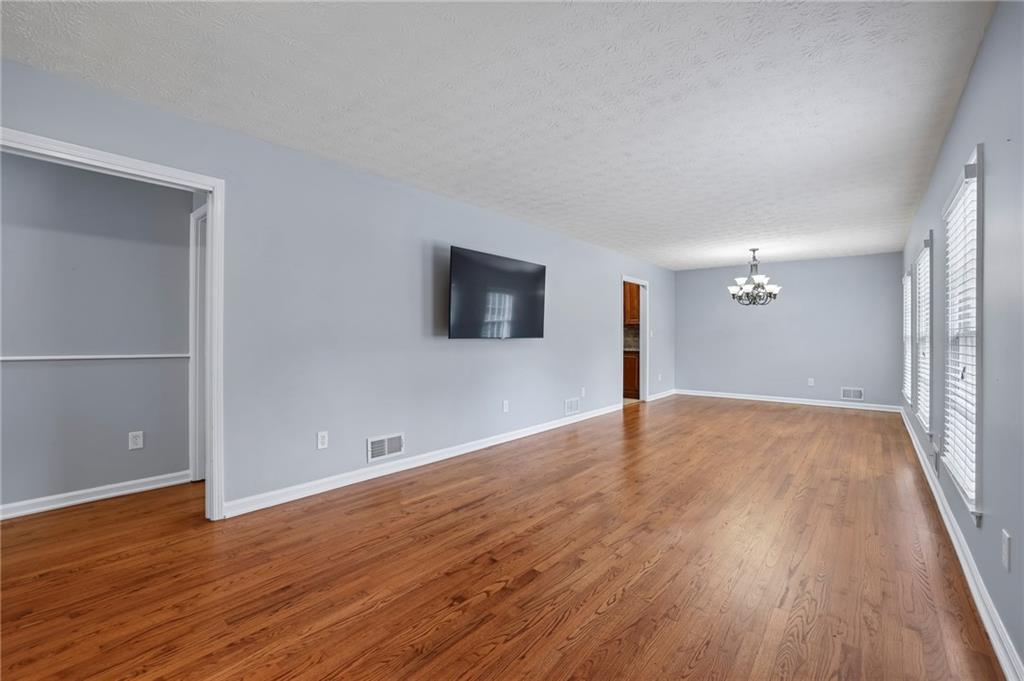 5209 Happy Hollow Road