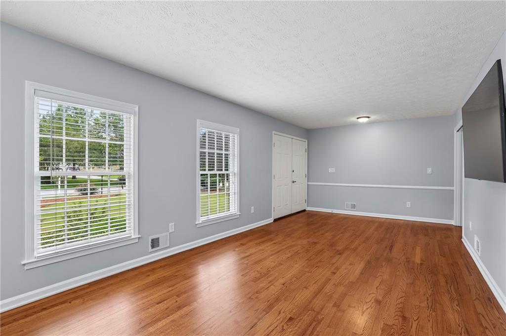 5209 Happy Hollow Road