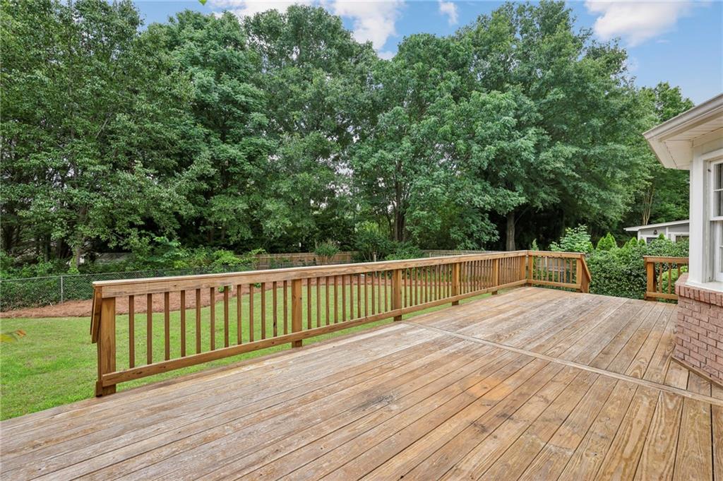 5209 Happy Hollow Road