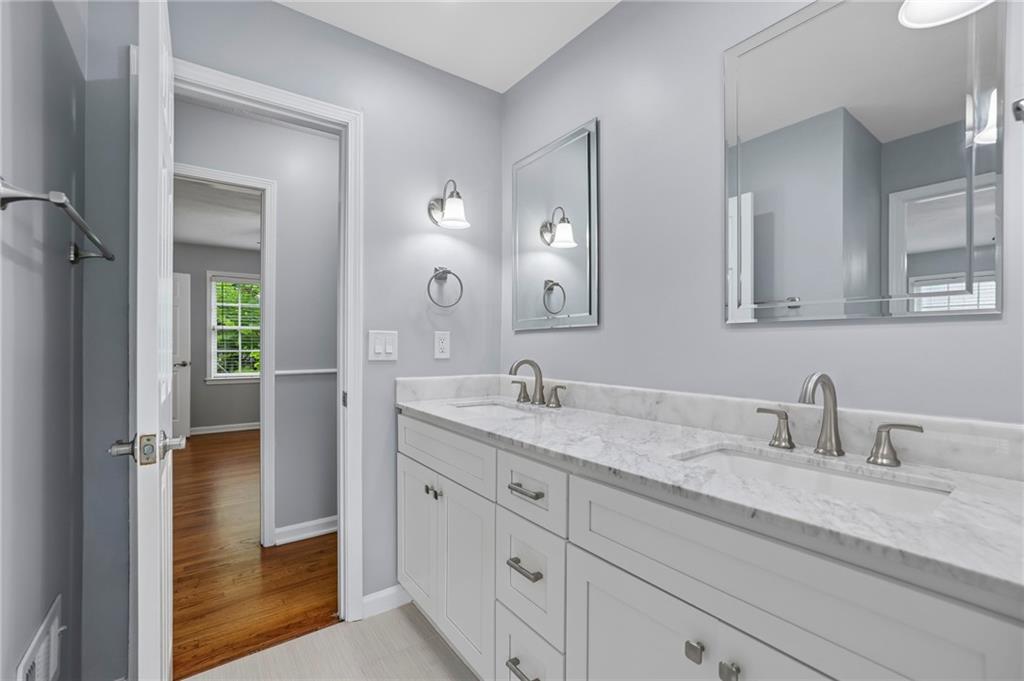 5209 Happy Hollow Road