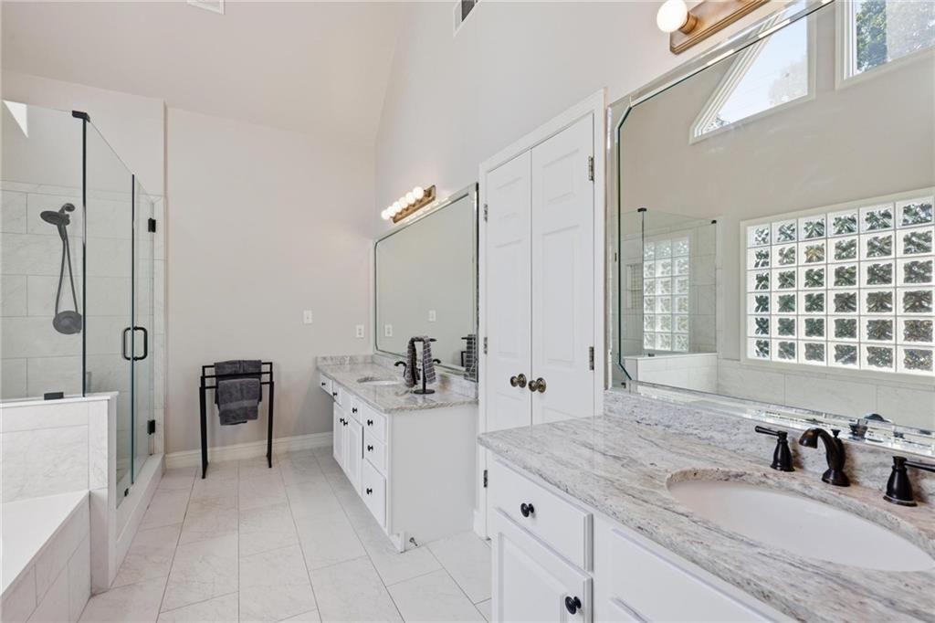 5249 Magnolia Walk Circle