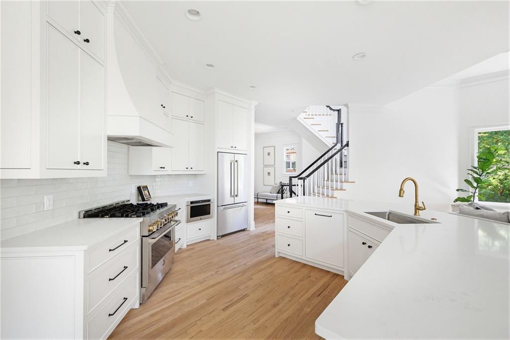 1380 Oak Grove Drive