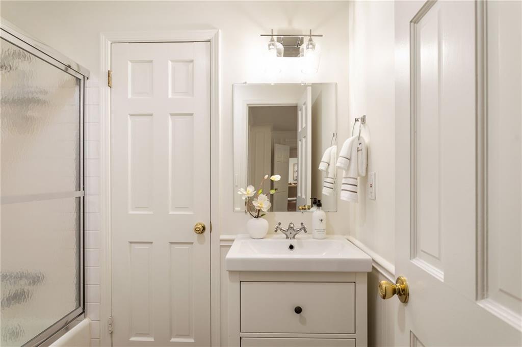 855 Old Creek Trail