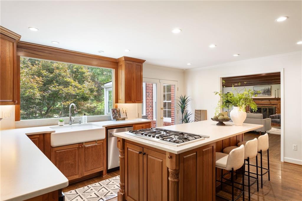 855 Old Creek Trail