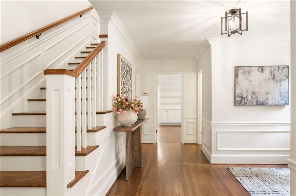 855 Old Creek Trail