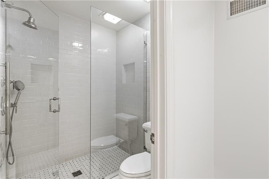 10 Mooregate Square Unit 10