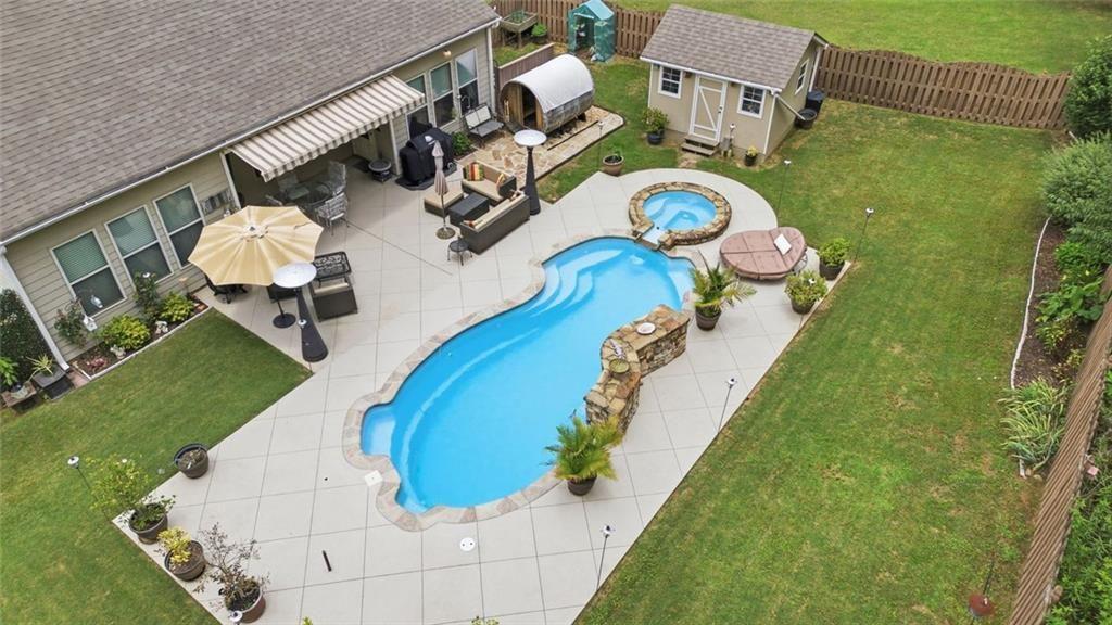 1975 Poplar Ridge Place