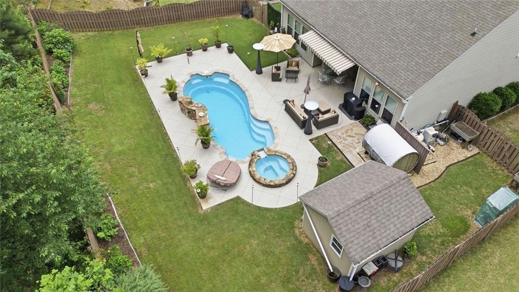1975 Poplar Ridge Place