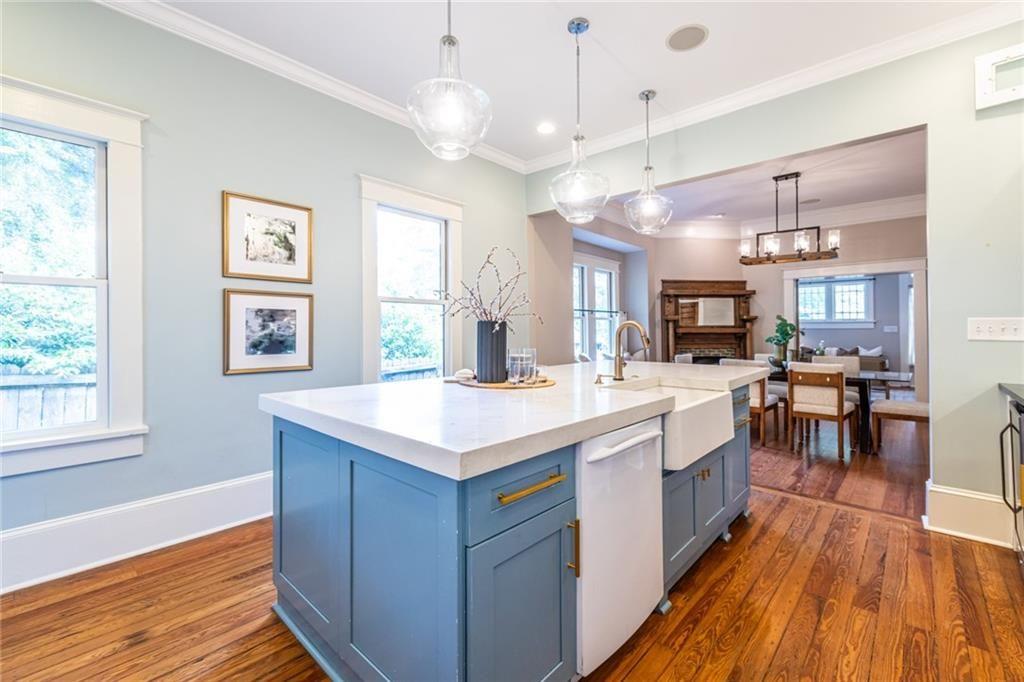45 Bates Avenue SE