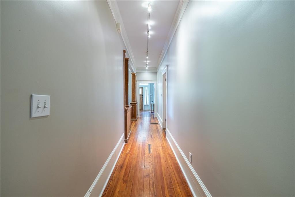 45 Bates Avenue SE