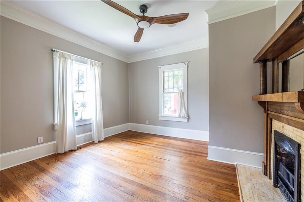 45 Bates Avenue SE