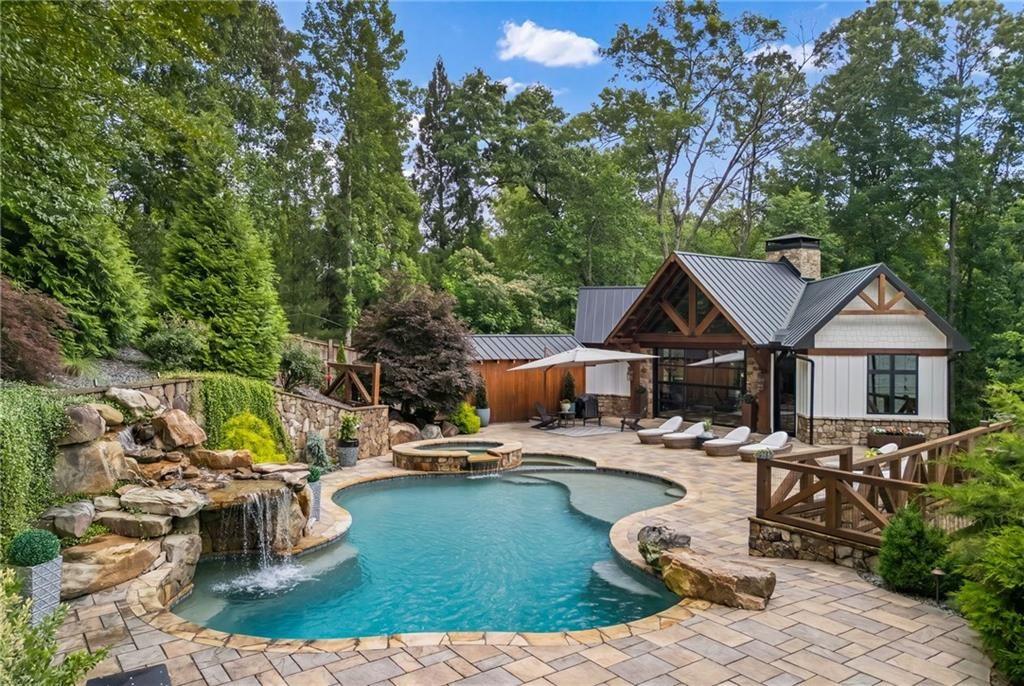 1945 Pine Mountain Road