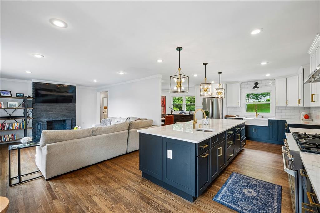 5638 Sherrell Drive