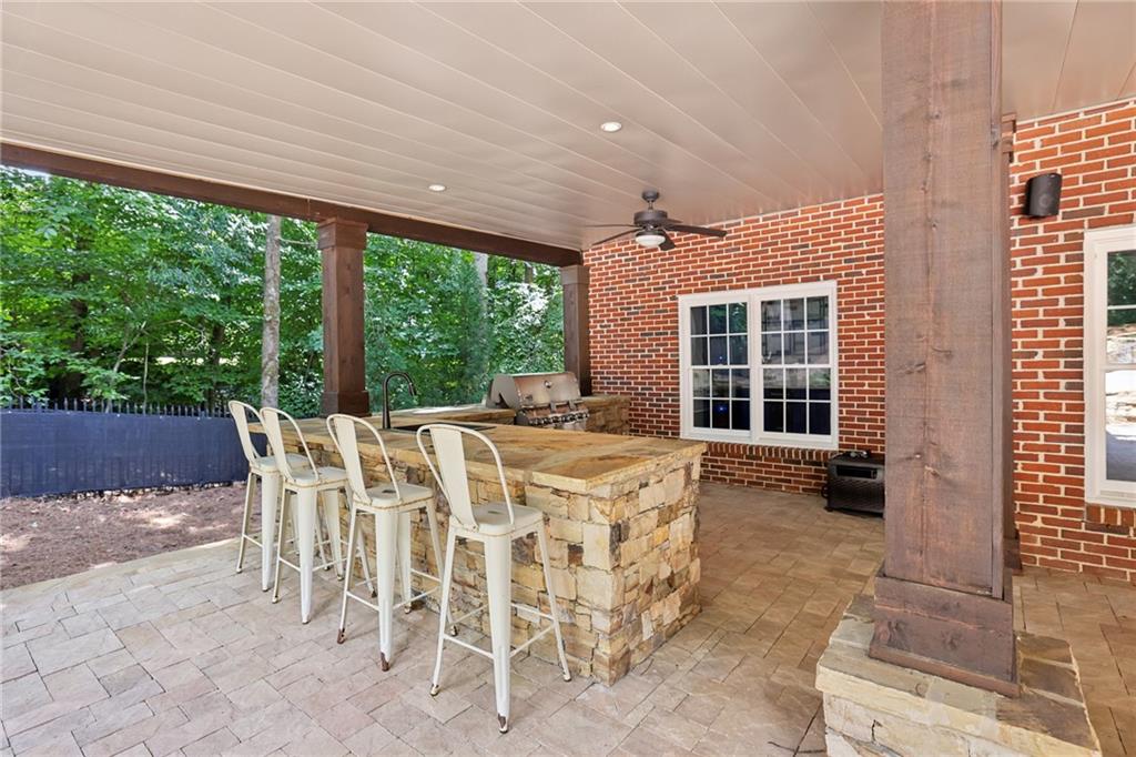 720 Lake Mist Cove