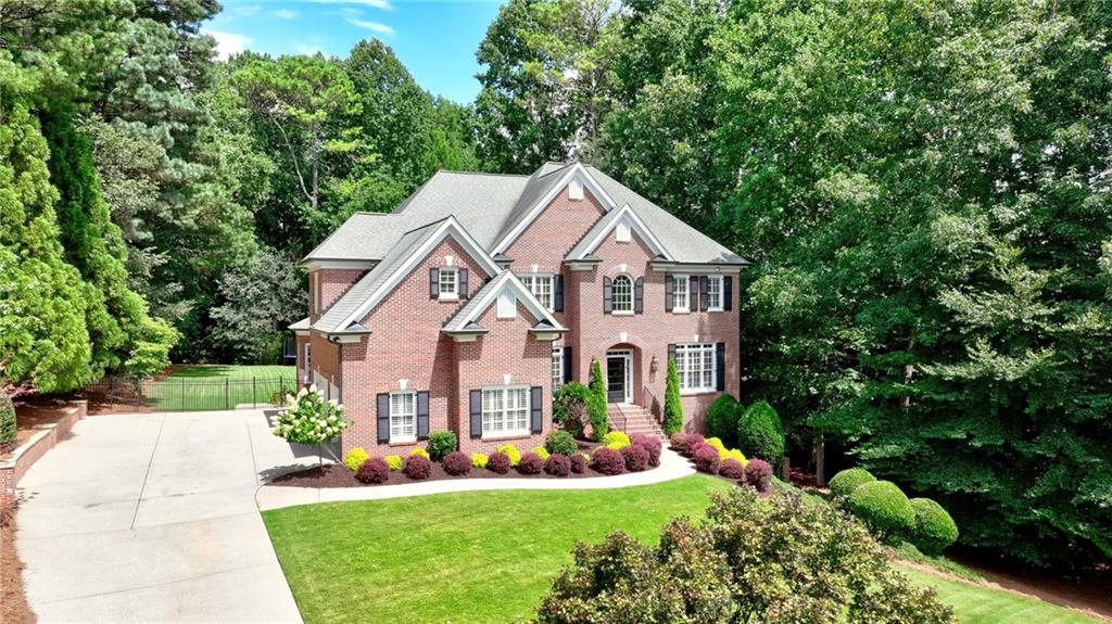 720 Lake Mist Cove