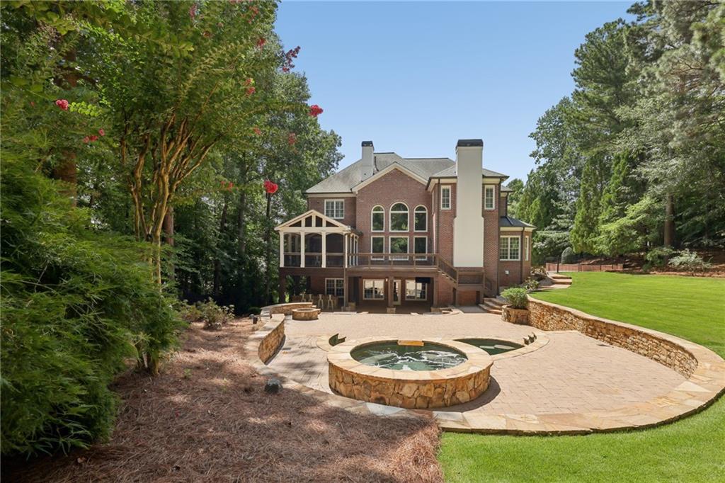 720 Lake Mist Cove