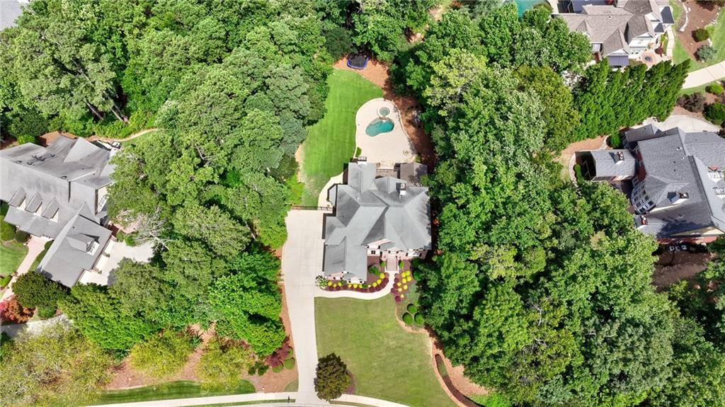 720 Lake Mist Cove