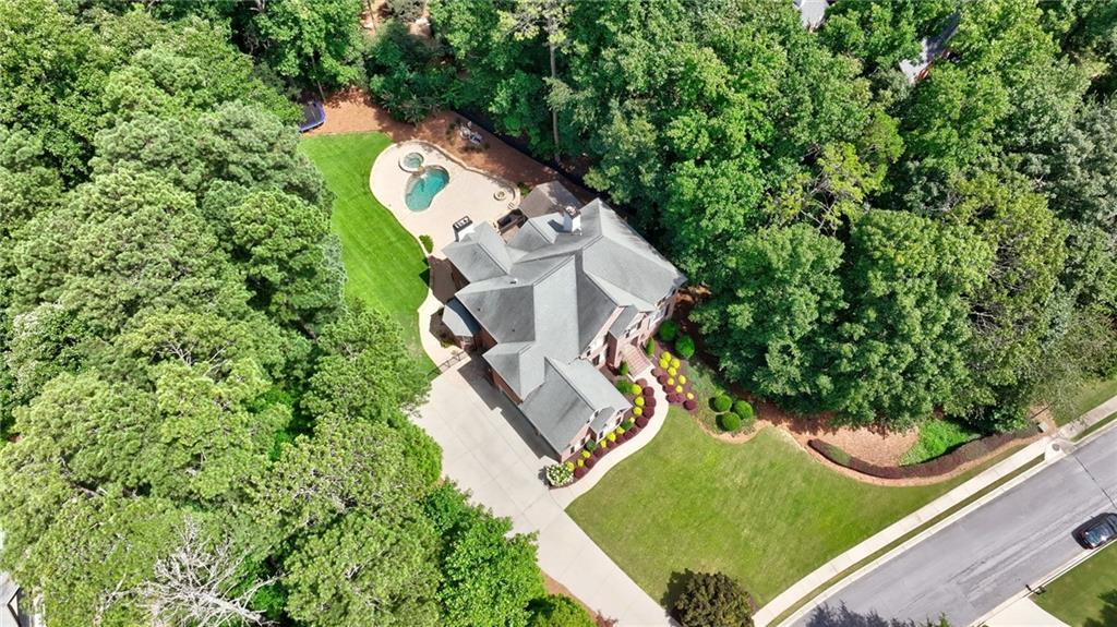 720 Lake Mist Cove
