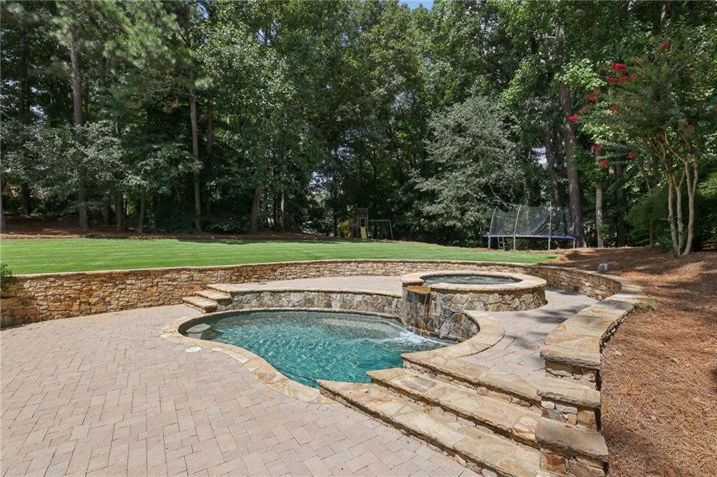 720 Lake Mist Cove