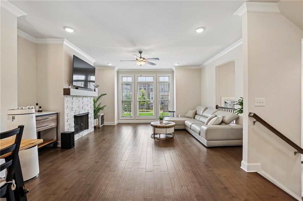 7938 Laurel Creek Drive